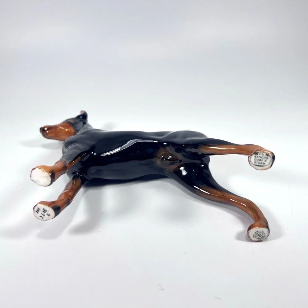 VTG Royal Doulton Doberman Rancho Dobes Storm HN2645 Glossy Dog Figurine England